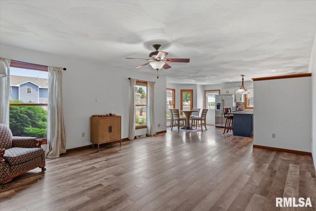 529 Gatlinburg Drive, Chatham, IL 62629