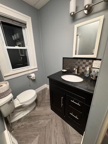 1121 W Midland Road, Bay City, MI 48706