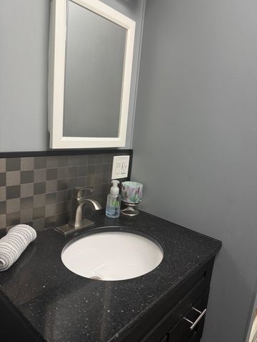 1121 W Midland Road, Bay City, MI 48706