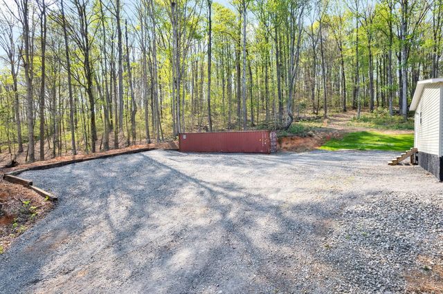 146 County Road 3, Riceville, TN 37370