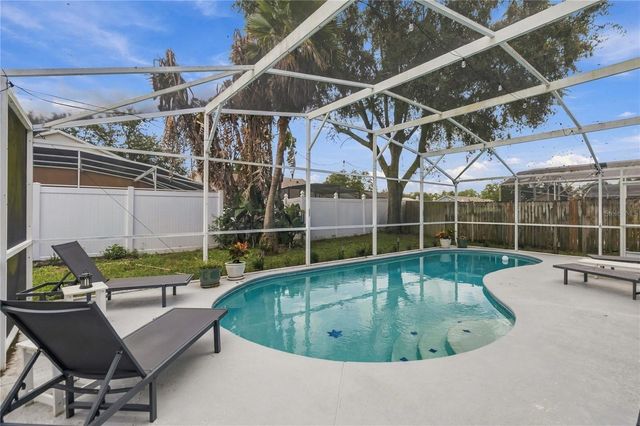 829 CLEAR CREEK CIRCLE, Clermont, FL 34714