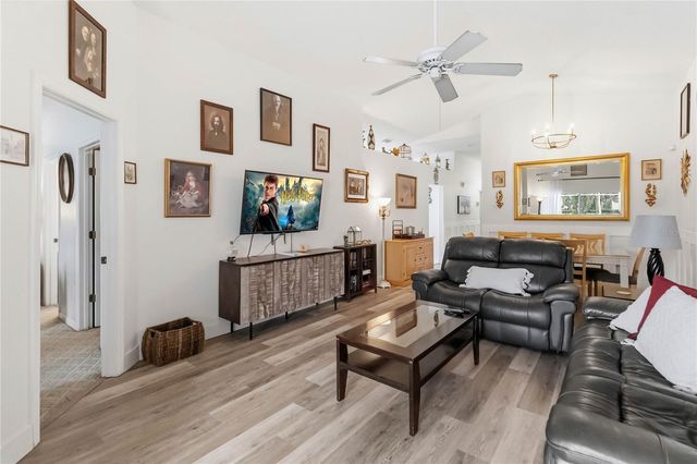 829 CLEAR CREEK CIRCLE, Clermont, FL 34714