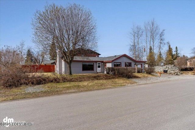 1120 Ermine Street, Anchorage, AK 99504