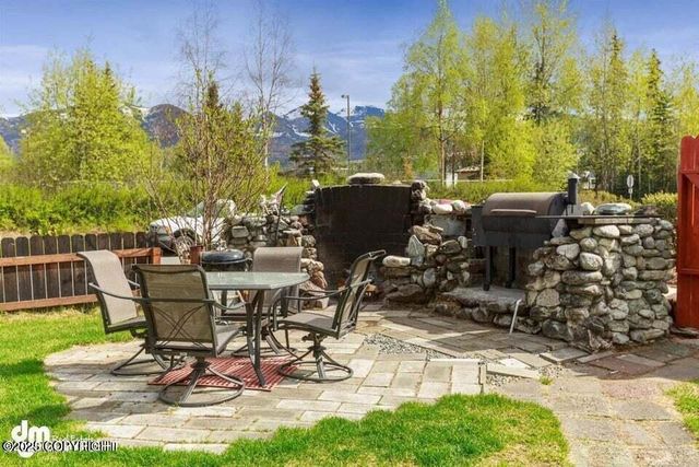 1120 Ermine Street, Anchorage, AK 99504