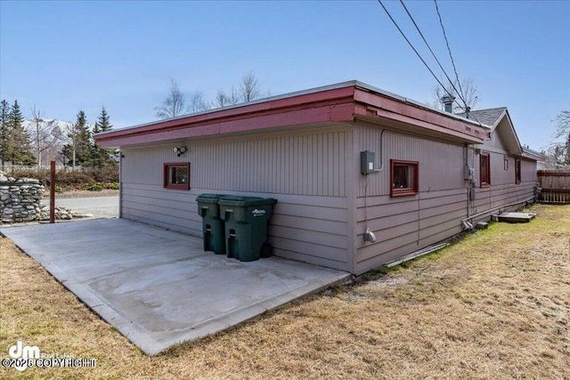 1120 Ermine Street, Anchorage, AK 99504