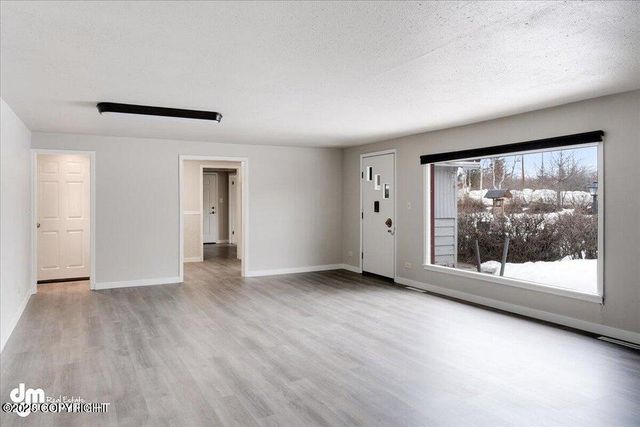 1120 Ermine Street, Anchorage, AK 99504