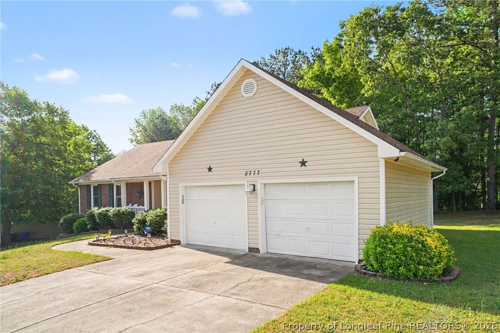 5777 Senoma Place, Fayetteville, NC 28314 — photo 2