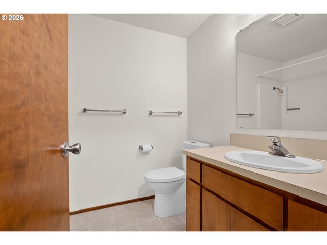 4017 DILLARD Rd, Eugene, OR 97405
