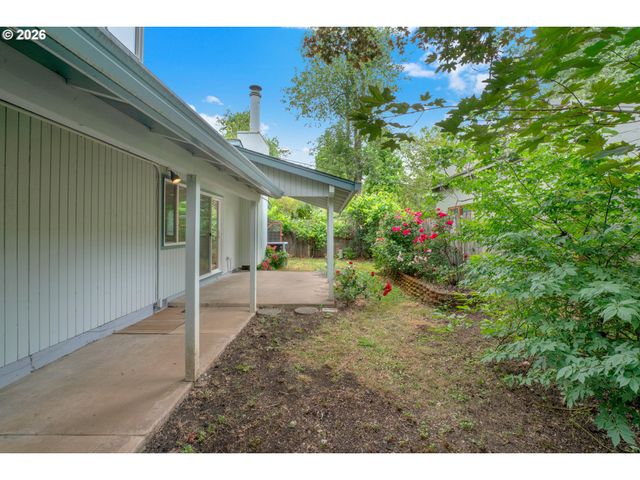 4017 DILLARD Rd, Eugene, OR 97405