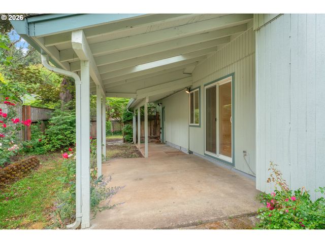 4017 DILLARD Rd, Eugene, OR 97405