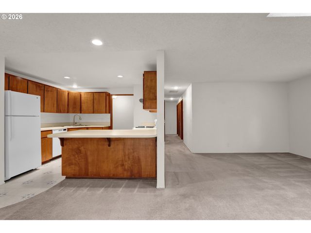 4017 DILLARD Rd, Eugene, OR 97405
