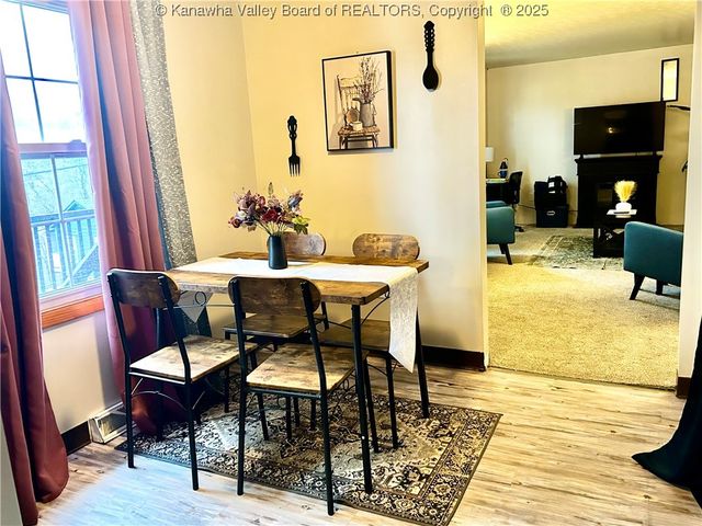 729 Daverton Road, Charleston, WV 25303