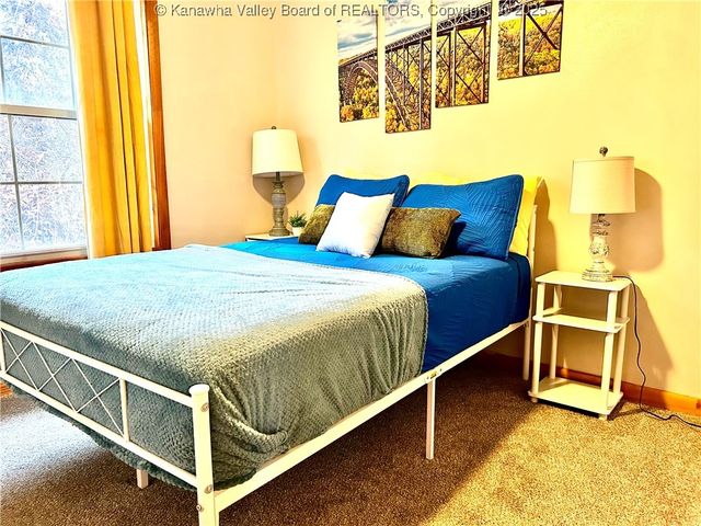 729 Daverton Road, Charleston, WV 25303