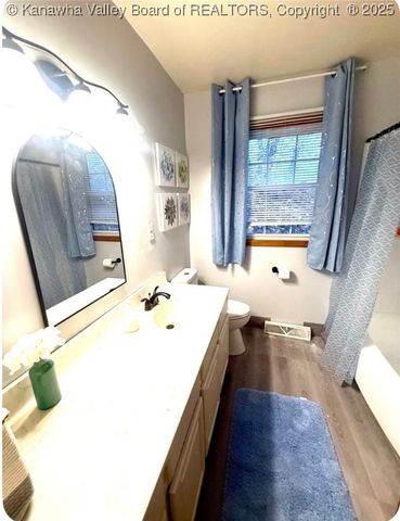 729 Daverton Road, Charleston, WV 25303