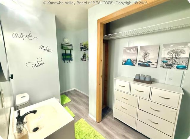 729 Daverton Road, Charleston, WV 25303