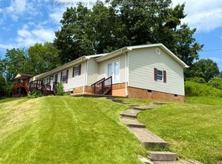 729 Daverton Road, Charleston, WV 25303