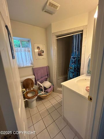 1030 Denali Street, Anchorage, AK 99501