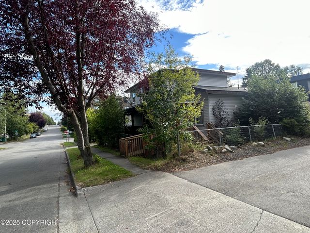 1030 Denali Street, Anchorage, AK 99501