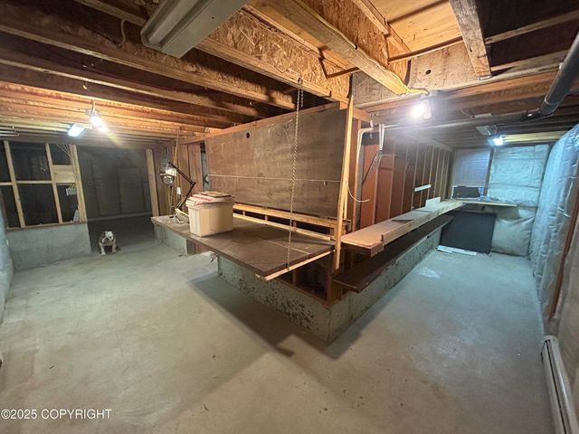 1030 Denali Street, Anchorage, AK 99501