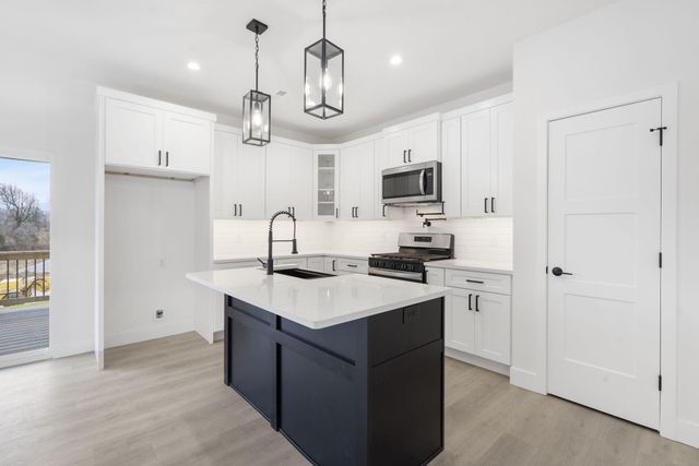 000 W Farm Road 94 Tract 2, Ash Grove, MO 65604