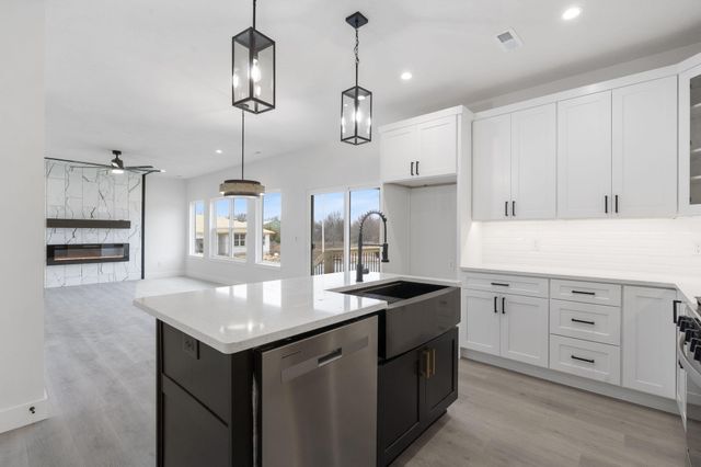 000 W Farm Road 94 Tract 2, Ash Grove, MO 65604