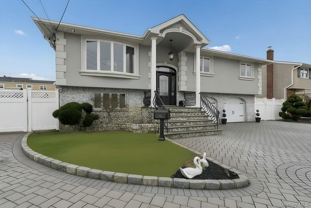 187 Massapequa Avenue, Massapequa, NY 11758