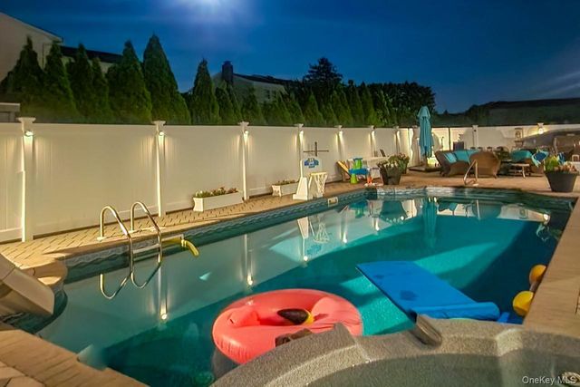 187 Massapequa Avenue, Massapequa, NY 11758