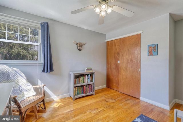 2420 AUBURN RD, York, PA 17402