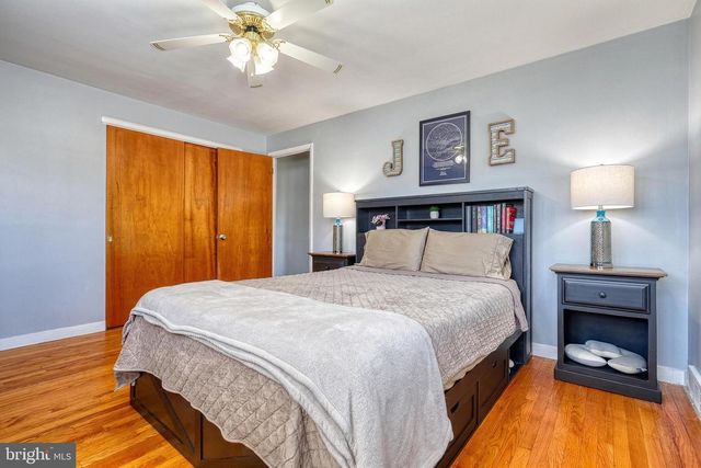 2420 AUBURN RD, York, PA 17402