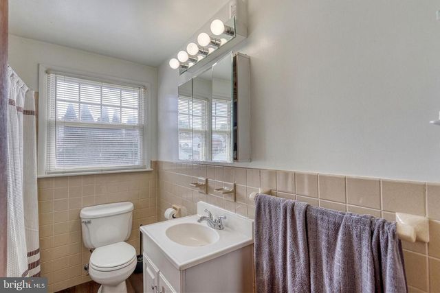 2420 AUBURN RD, York, PA 17402