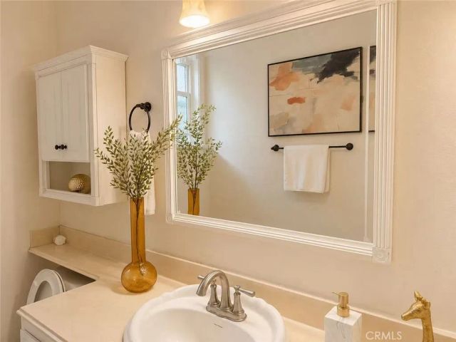 10905 Manchester Street, Rancho Cucamonga, CA 91701