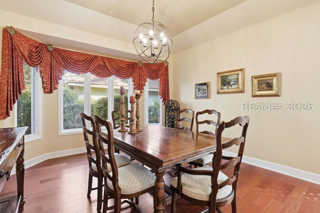 10 Stonegate Ct, Hilton Head Island, SC 29926