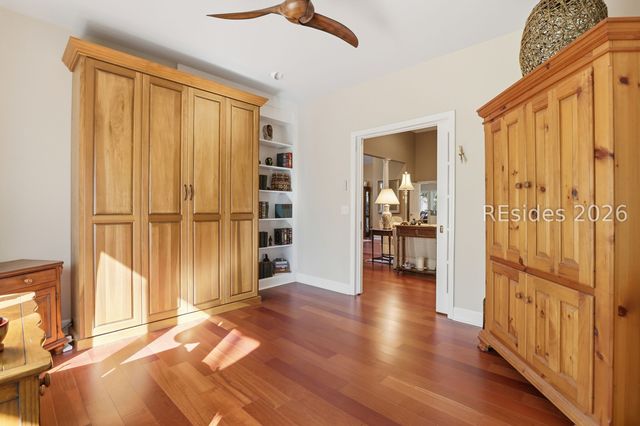 10 Stonegate Ct, Hilton Head Island, SC 29926