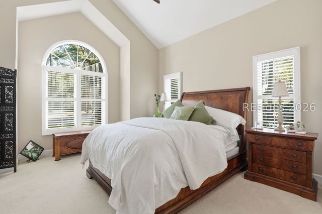 10 Stonegate Ct, Hilton Head Island, SC 29926