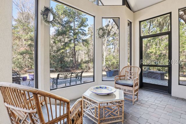 10 Stonegate Ct, Hilton Head Island, SC 29926