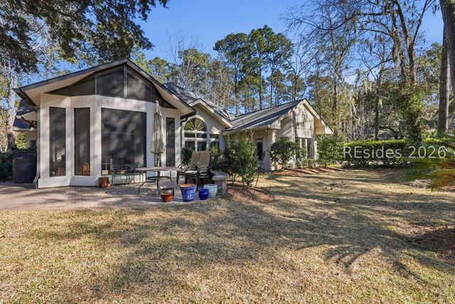 10 Stonegate Ct, Hilton Head Island, SC 29926