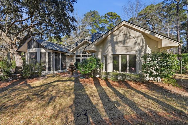 10 Stonegate Ct, Hilton Head Island, SC 29926