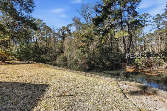 10 Stonegate Ct, Hilton Head Island, SC 29926