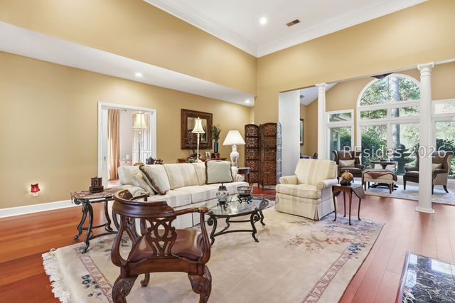 10 Stonegate Ct, Hilton Head Island, SC 29926