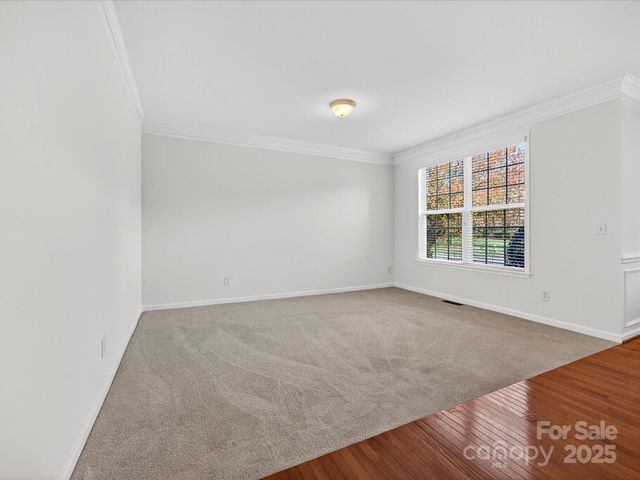 7724 Woodmere Drive, Harrisburg, NC 28075