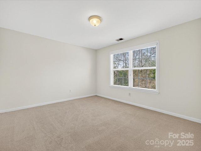 7724 Woodmere Drive, Harrisburg, NC 28075