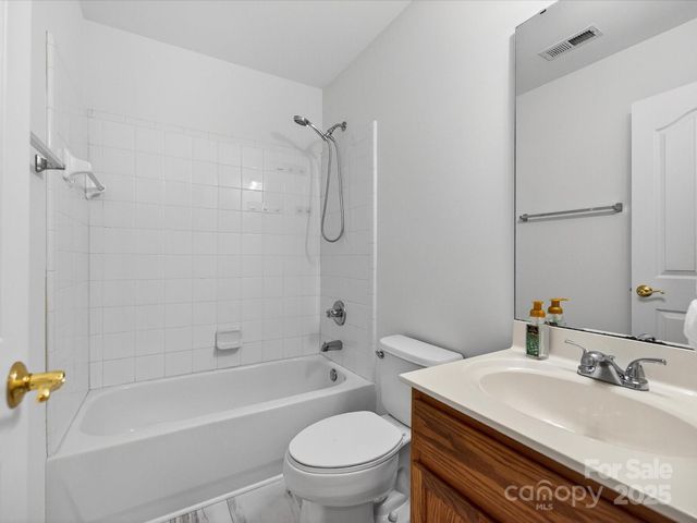 7724 Woodmere Drive, Harrisburg, NC 28075