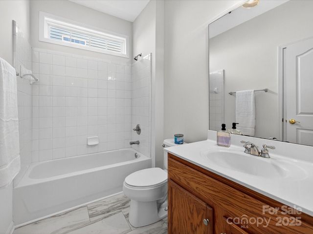 7724 Woodmere Drive, Harrisburg, NC 28075