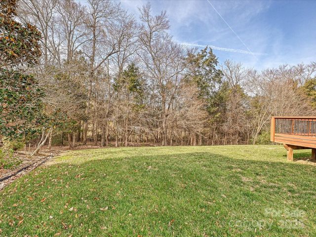 7724 Woodmere Drive, Harrisburg, NC 28075