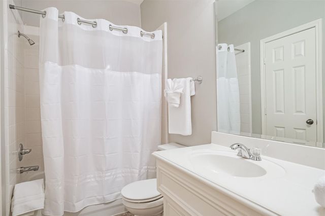 26 Waugh Drive A, Houston, TX 77007