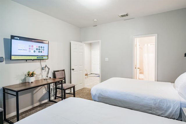 26 Waugh Drive A, Houston, TX 77007