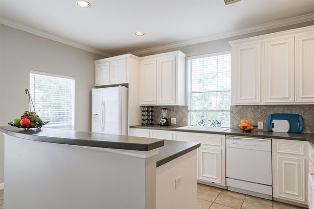 26 Waugh Drive A, Houston, TX 77007