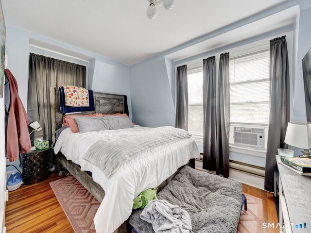 90 Humphrey Street, Seymour, CT 06483