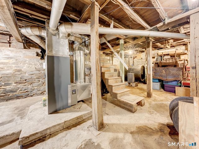 90 Humphrey Street, Seymour, CT 06483