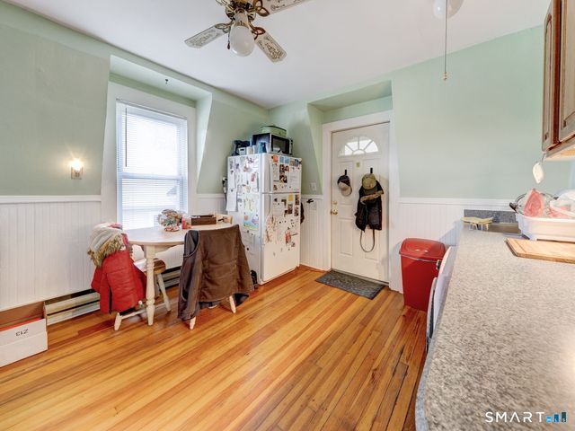 90 Humphrey Street, Seymour, CT 06483